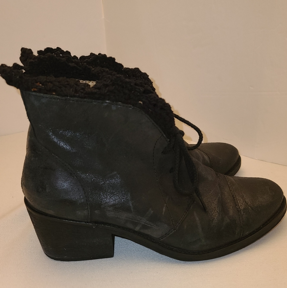 Latigo for anthropology black boots